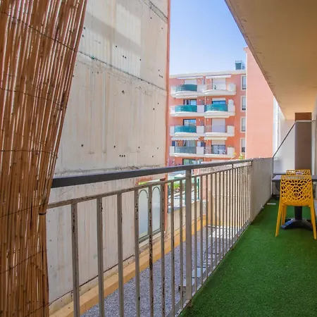 Proche De La Gare Et Centre Apartment
